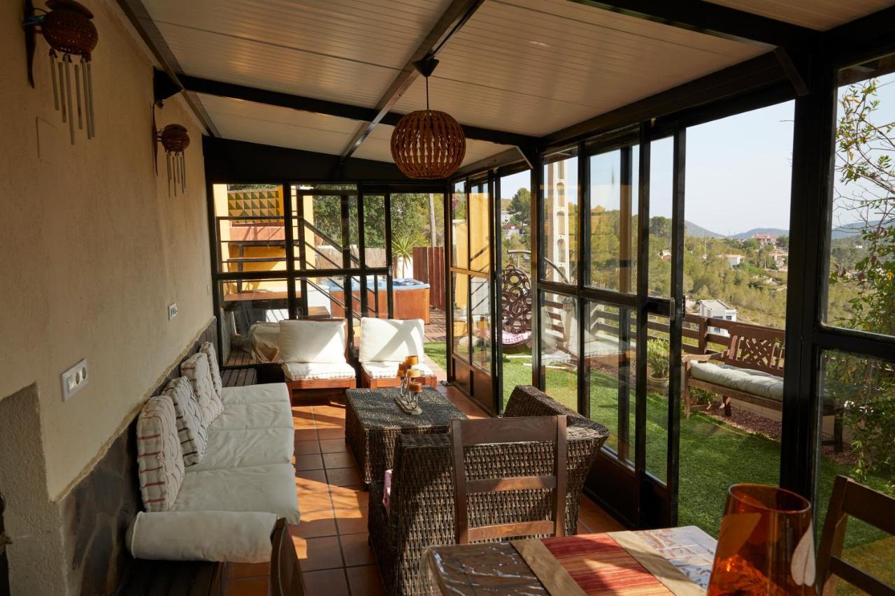 Amazing Close To Sitges, Jacuzzi, Swimming Pool & Exellent Views Olivella