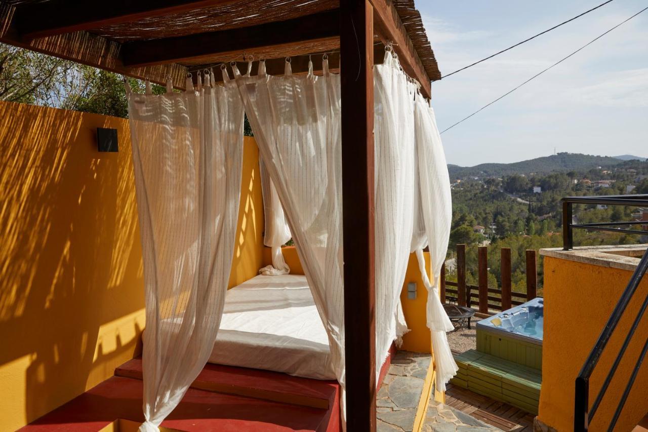 Amazing Close To Sitges, Jacuzzi, Swimming Pool & Exellent Views