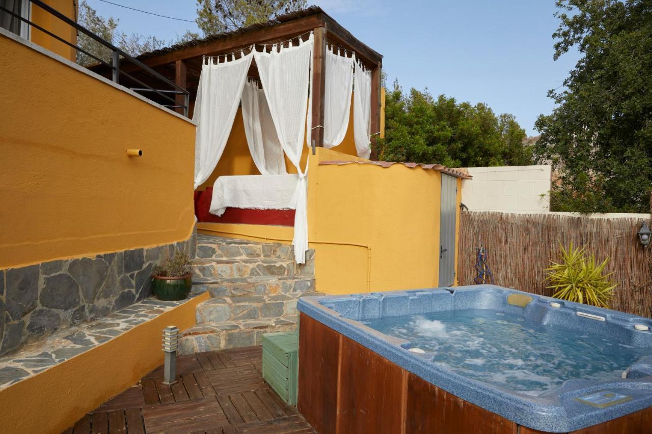 Amazing Close To Sitges, Jacuzzi, Swimming Pool & Exellent Views