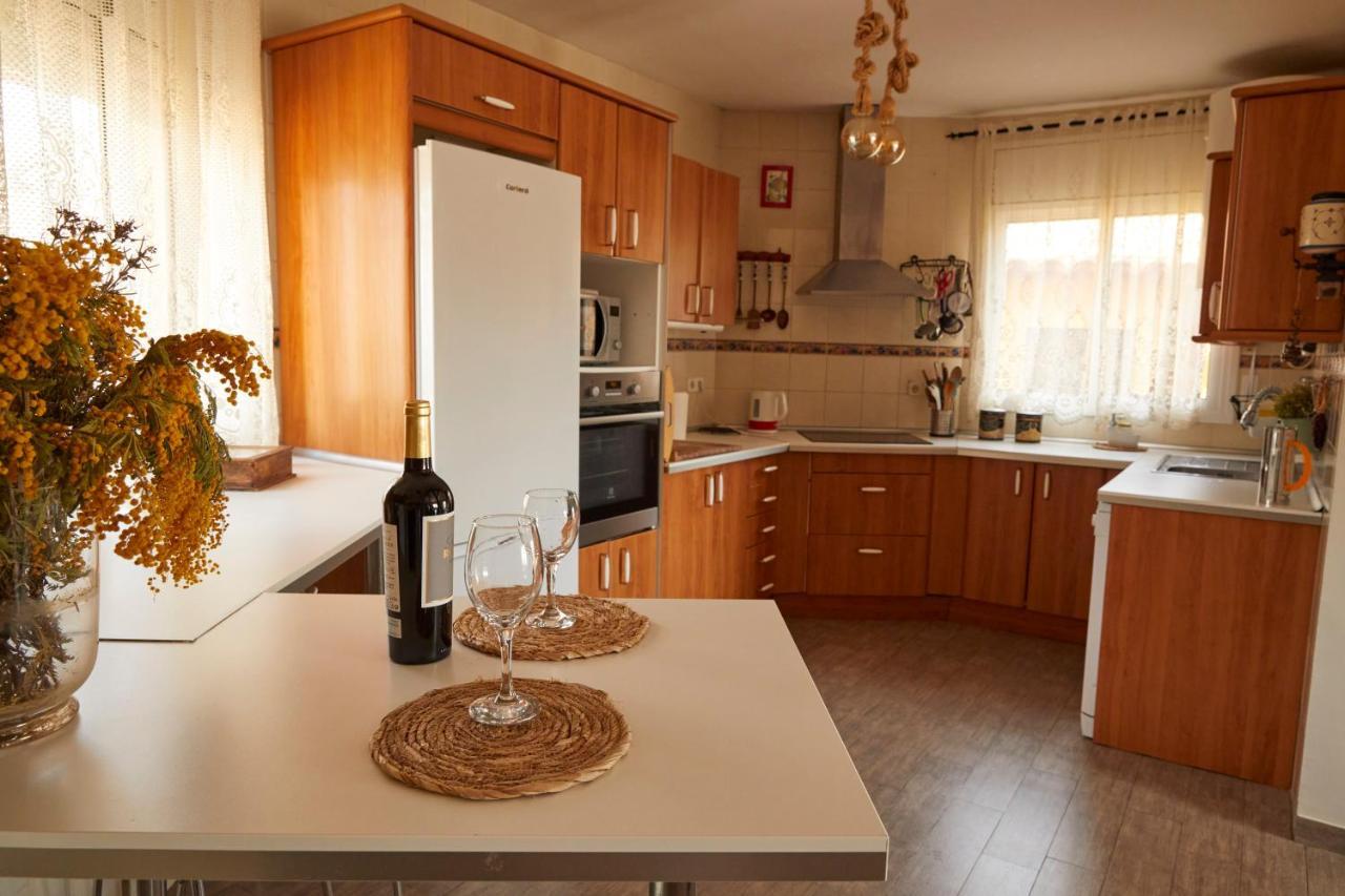 Amazing Close To Sitges, Jacuzzi, Swimming Pool & Exellent Views Holiday home *
